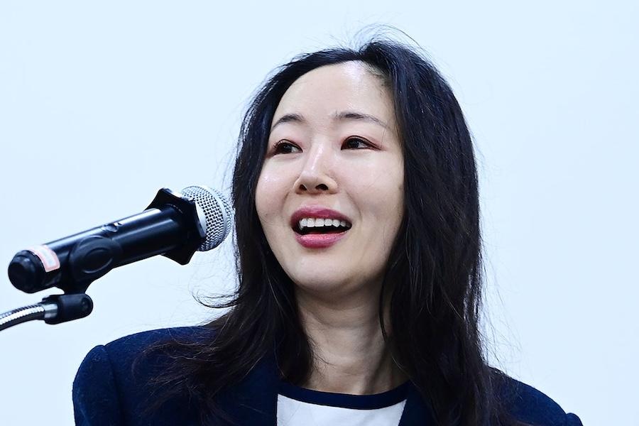 Min Hee Jin Addresses Lawsuits And Makes Proposal To HYBE At Press Conference