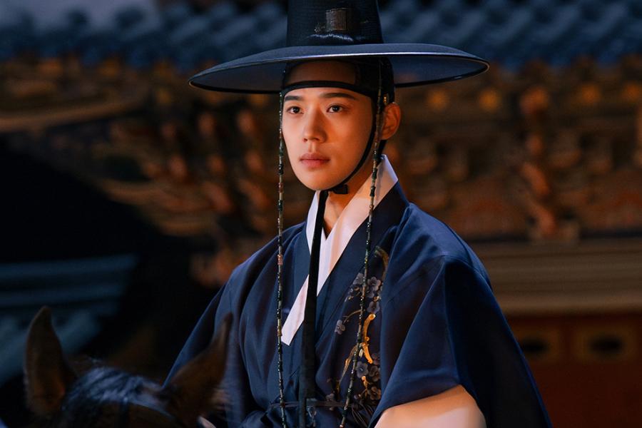 Moon Sang Min Is A Royal Prince Who Spends Day And Night Chasing A Mysterious Bandit In “To My Beloved Thief”