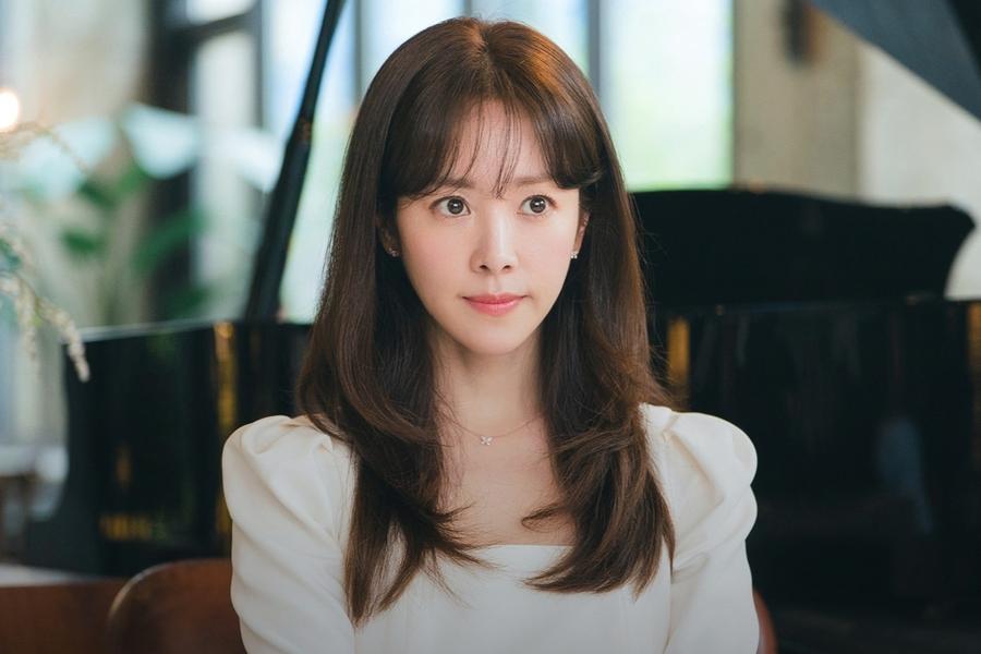 Han Ji Min Dishes On Her Character In Upcoming Drama “The Practical Guide To Love”